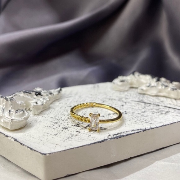 Charlotte Ring - Picture 2 of 2